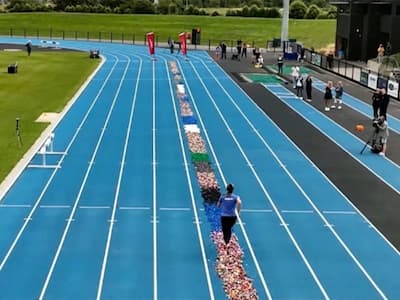 紐西蘭超狂媽媽「赤腳跑 100 公尺樂高積木」！ 僅用 24.75  秒破金氏世界紀錄！