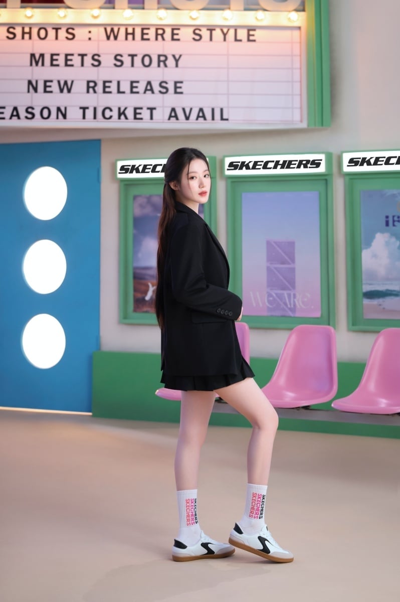 i-dle 舒華 SKECHERS 代言同款推薦一次看!德訓鞋、樂福鞋⋯不用 3 千元就能入手!