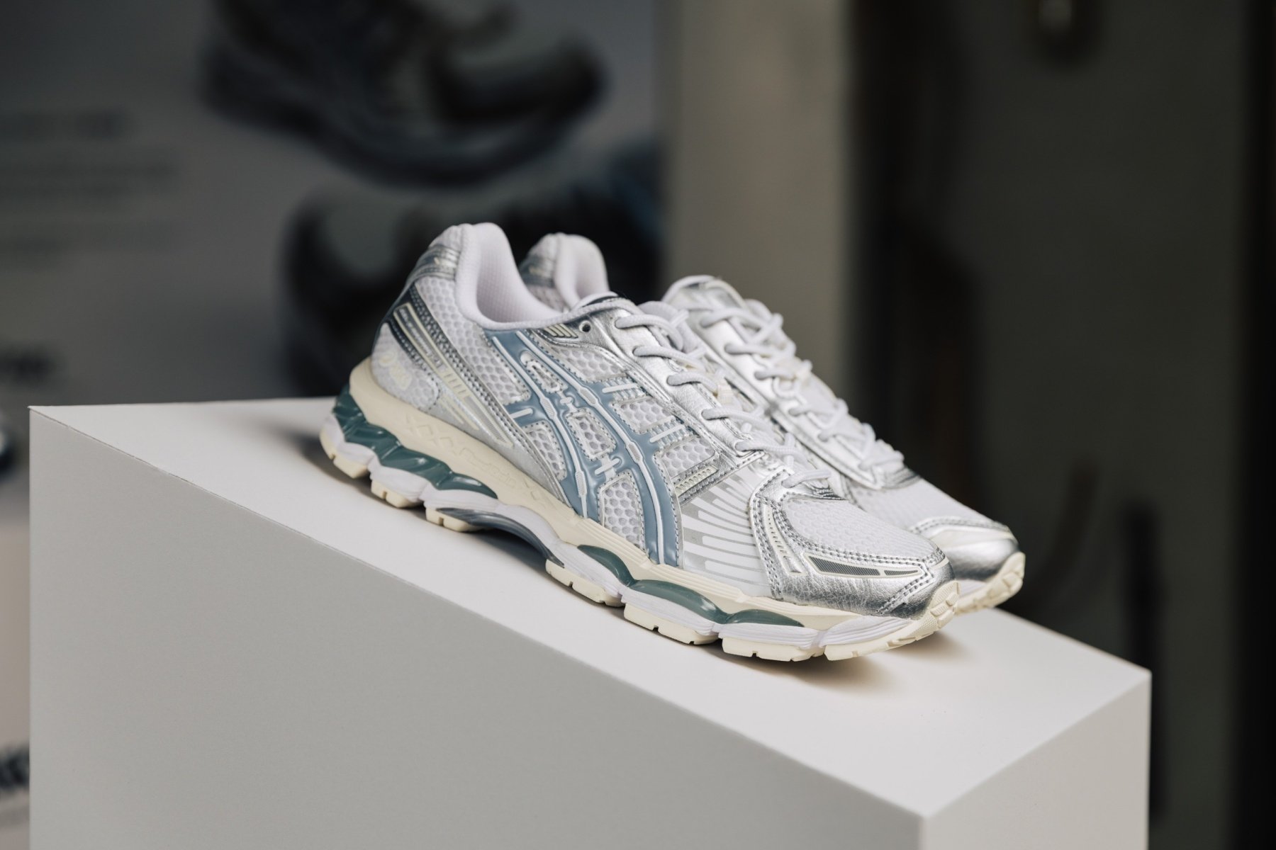 ASICS GEL-KAYANO 12.1 正式發表!兩大經典跑鞋元素結合、六色齊發輕鬆穿搭!