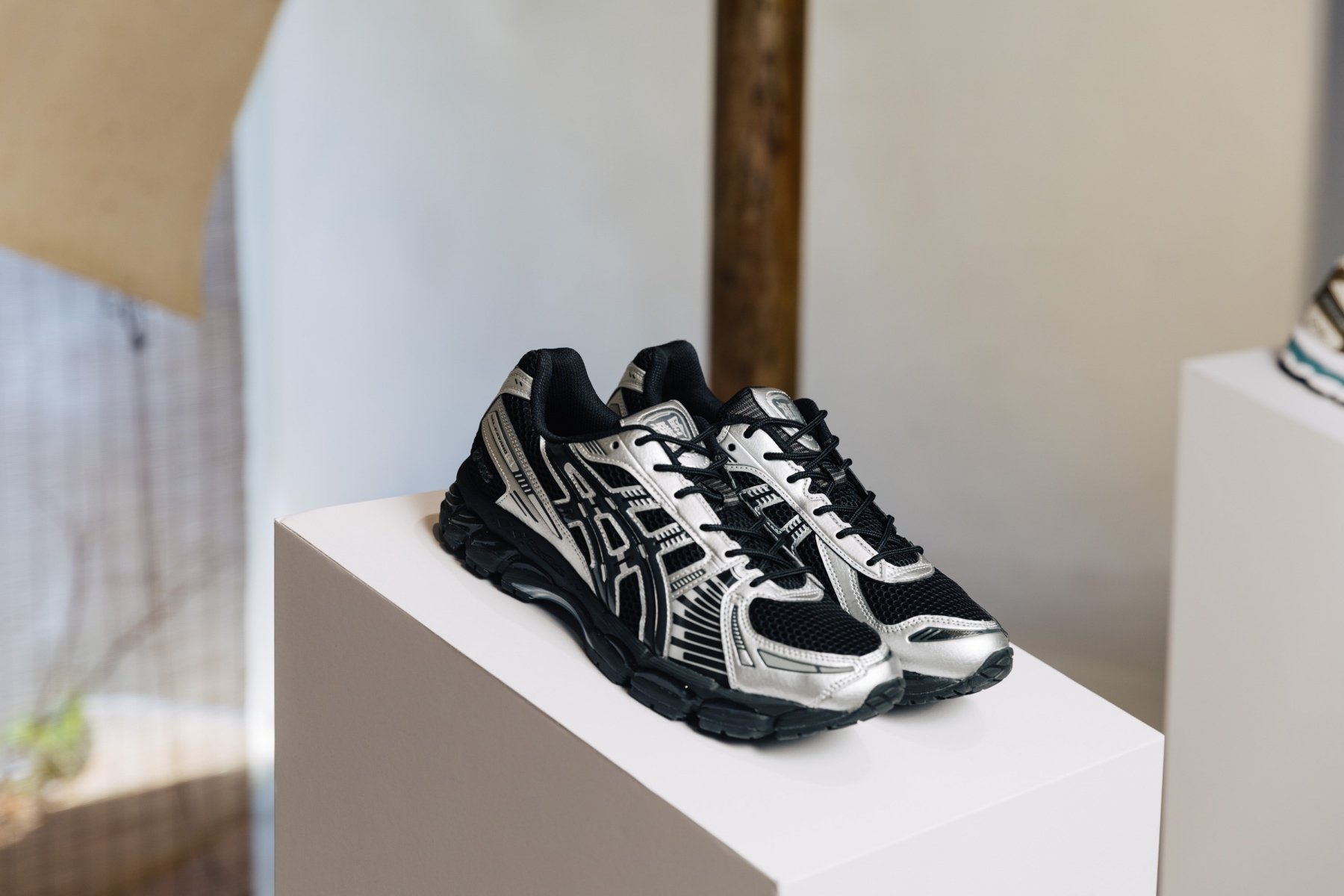 ASICS GEL-KAYANO 12.1 正式發表!兩大經典跑鞋元素結合、六色齊發輕鬆穿搭!