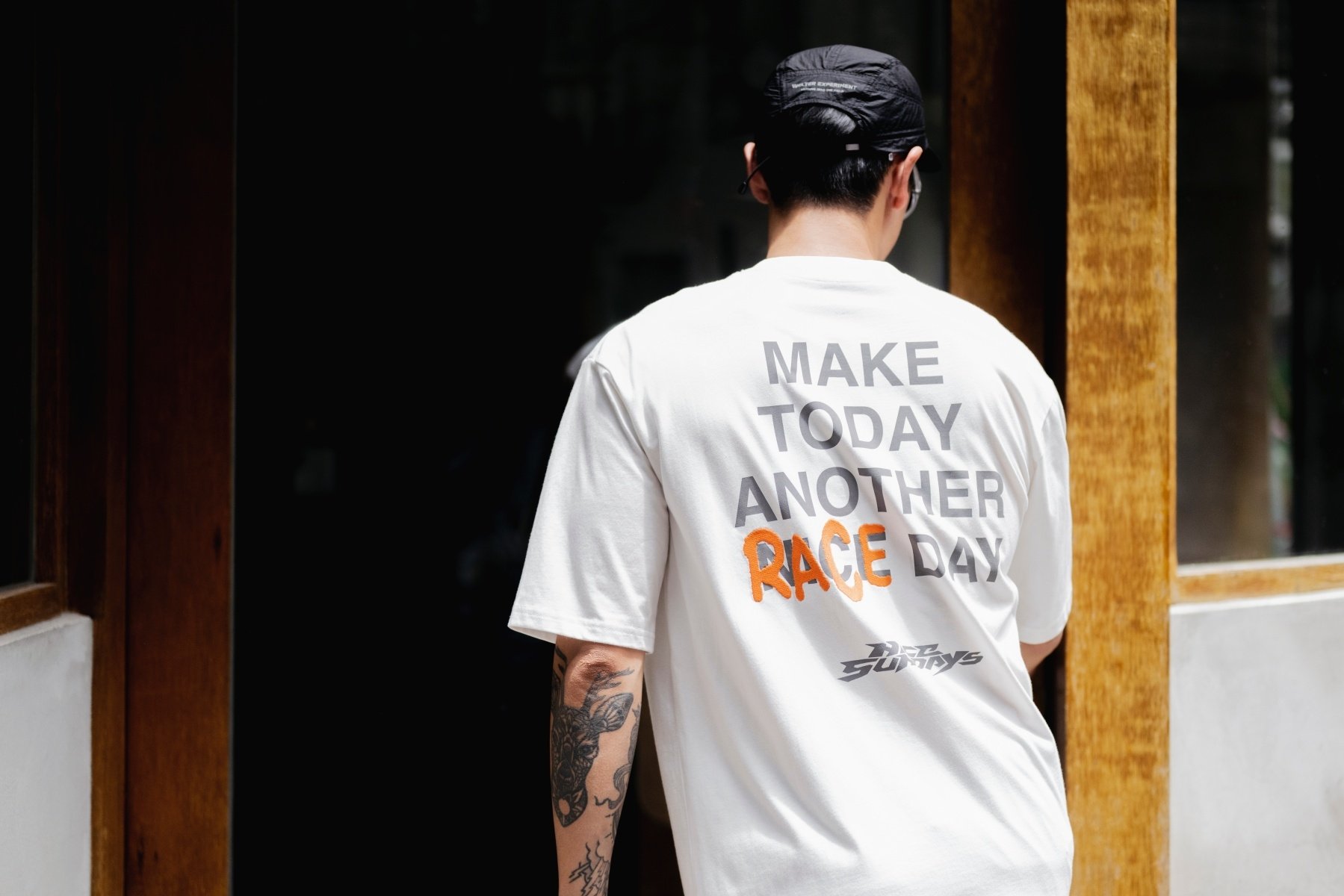 NICESUNDAYS x nabiis 全新「RACE DAY」膠囊系列發表！王信凱親自演繹詮釋 Dirt Bike 賽車文化！
