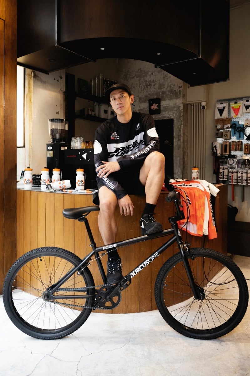 NICESUNDAYS x nabiis 全新「RACE DAY」膠囊系列發表！王信凱親自演繹詮釋 Dirt Bike 賽車文化！