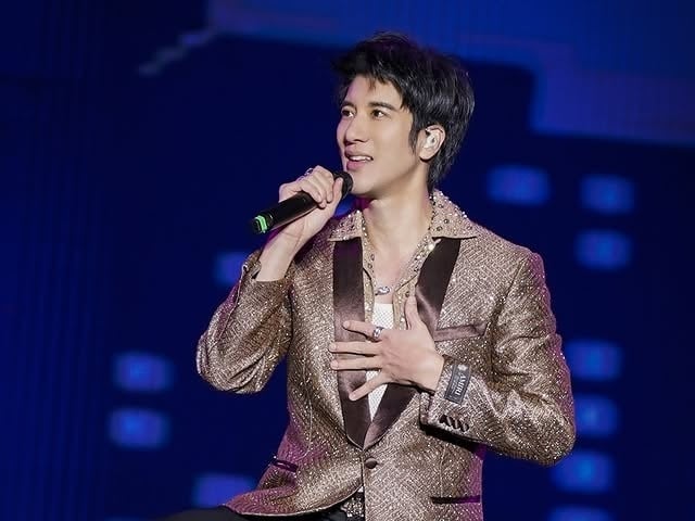 王力宏疑似新歡撞臉前妻李靚蕾！經紀人火速澄清「兩人關係」！