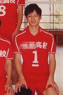 坂口健太郎 183 公分、歷任女友、戲劇作品、鹽系男神⋯揭秘 5 件事！