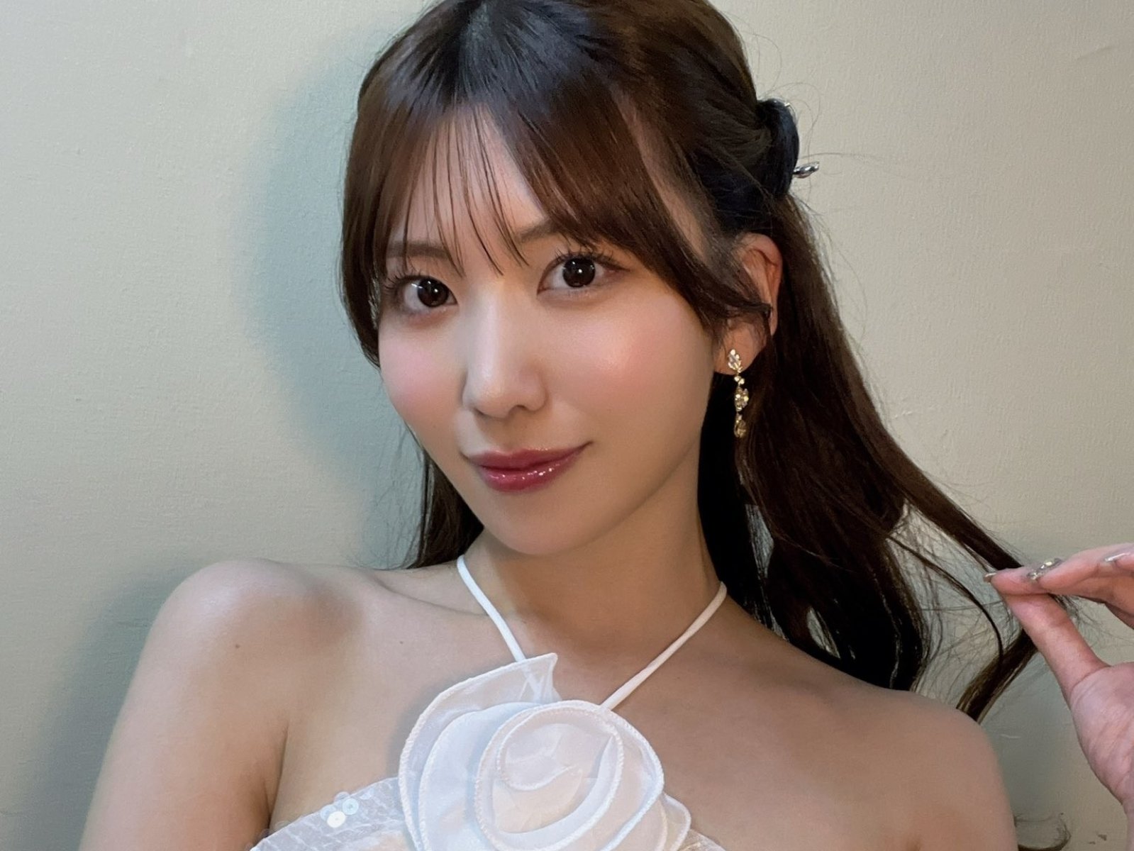 山岸綺花無預警告別影業，8 年傳奇女優生涯正式告終！【老司J開車】