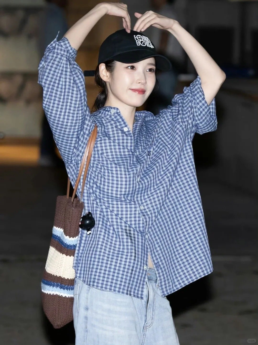 IU