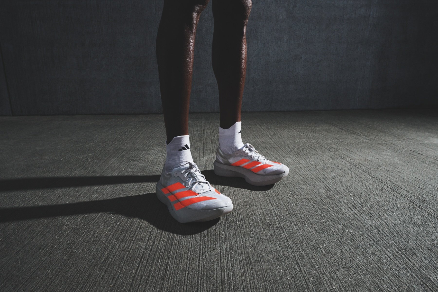adidas ADIZERO ADIOS PRO EVO 2 正式發表!中底厚度增 10%、輕量腳感不變⋯完整亮點一次看!