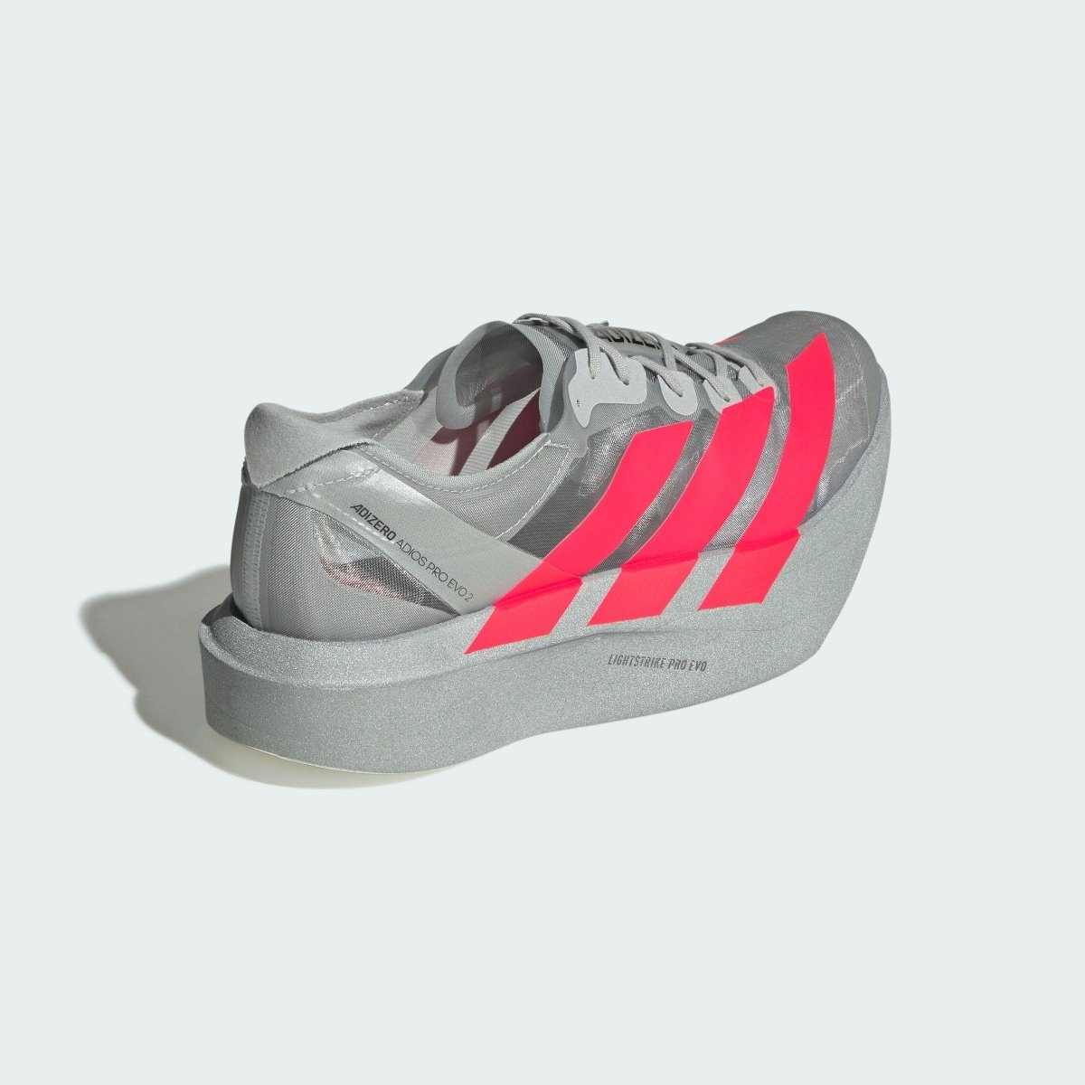 adidas ADIZERO ADIOS PRO EVO 2 正式發表!中底厚度增 10%、輕量腳感不變⋯完整亮點一次看!
