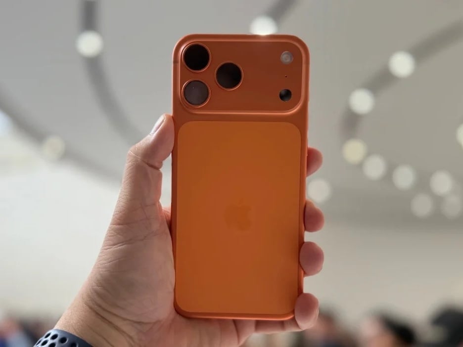 蘋果 iPhone 17 才剛預購開賣！傳 iPhone 18 動態島即將縮水！