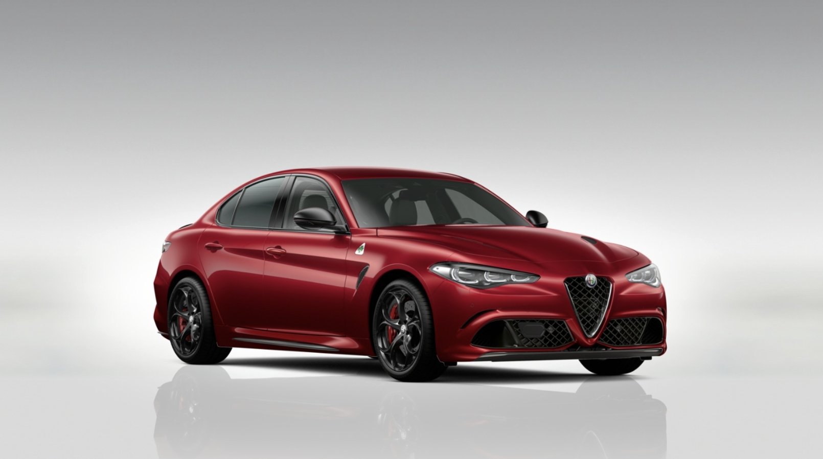 Alfa Romeo 愛快羅密歐回歸台灣!官網資訊、五大車型解析、最大硬傷曝光!