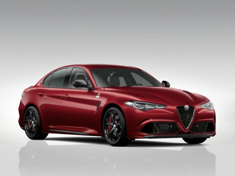 Alfa Romeo 愛快羅密歐回歸台灣!官網資訊、五大車型解析、最大硬傷曝光!