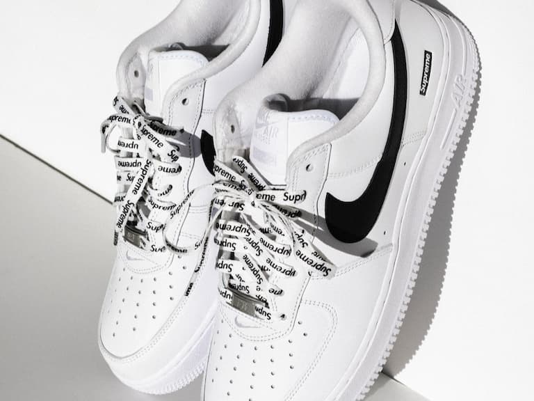 2025 秋季 Supreme x Nike Air Force 1 發售情報正式公佈！黑標 Box Logo 香到想兩色全收！