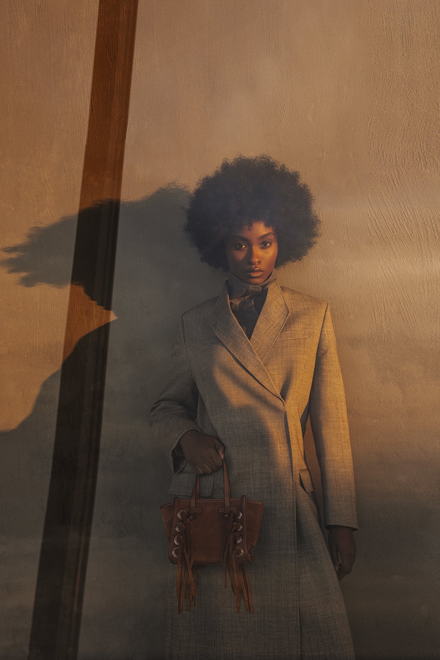 Gianni Chiarini 2025秋冬Marcella系列首波形象釋出 以材質與色彩詮釋冬季情感的溫度與力量