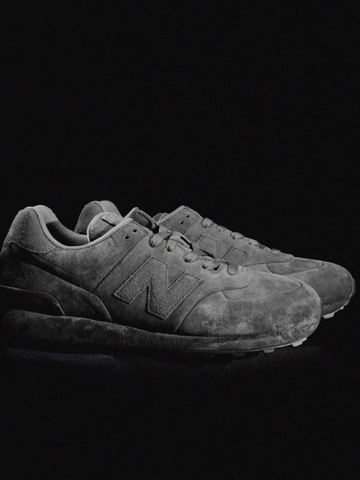 Stone Island x New Balance 574「Ghost」全新聯名釋出！高級麂皮注入島民必收！