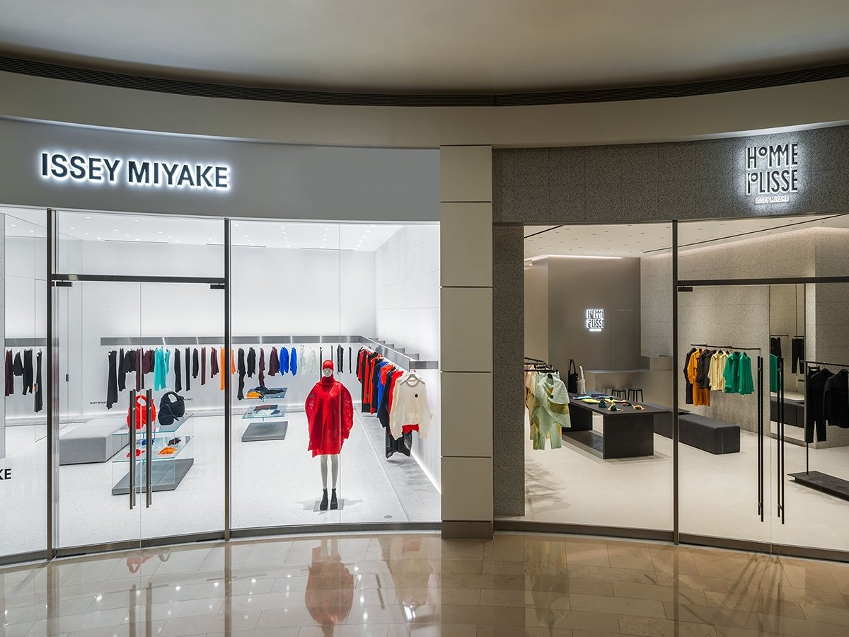三宅一生 ISSEY MIYAKE 攜男裝支線 HOMME PLISSÉ ISSEY MIYAKE 進駐台北101，雙品牌同步開幕！