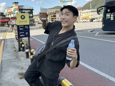 Youtuber 見習網美小吳韓國刷卡誤看價錢慘噴 26 萬！爆笑自嘲：「我是白Ｘ！」