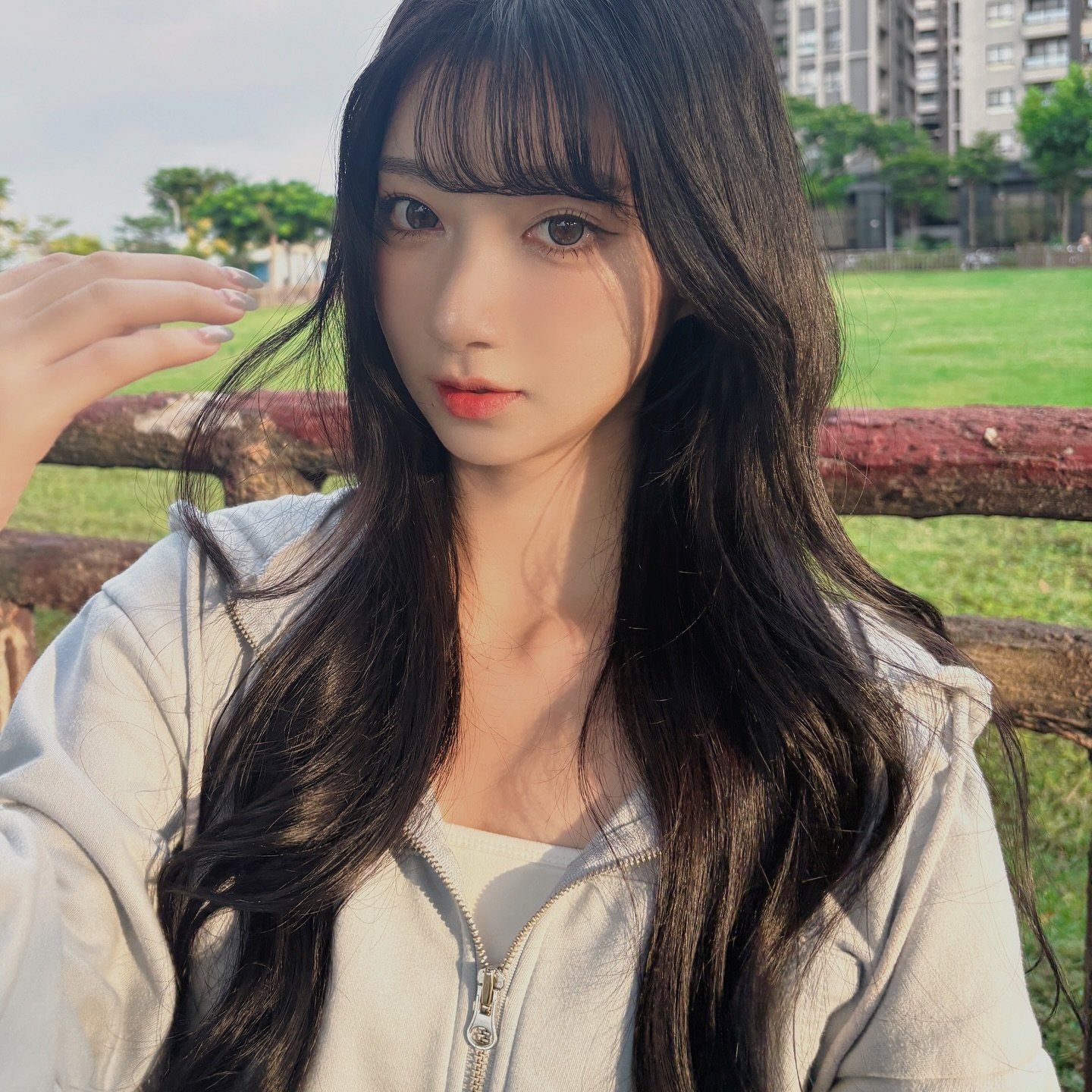 台鋼雄鷹一粒 IG 曬全新黑髮照！粉絲驚呼：「初代一粒回來了！」