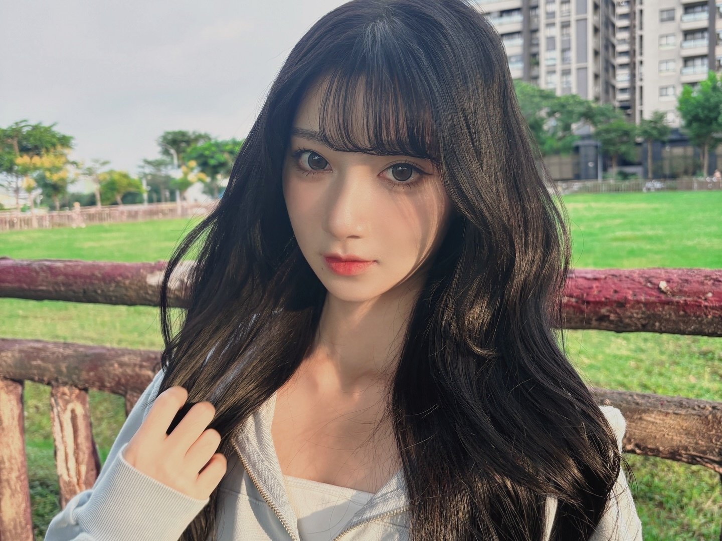 台鋼雄鷹一粒 IG 曬全新黑髮照！粉絲驚呼：「初代一粒回來了！」