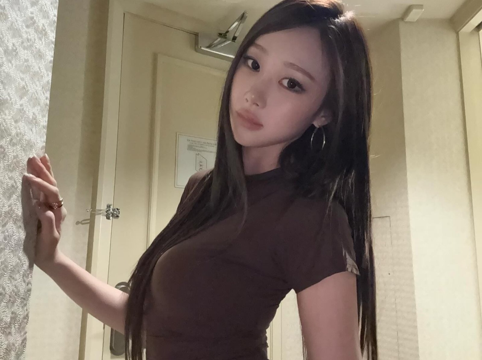 aespa Giselle 凌晨三點吐心聲！坦言偶像與粉絲互動「不簡單」！