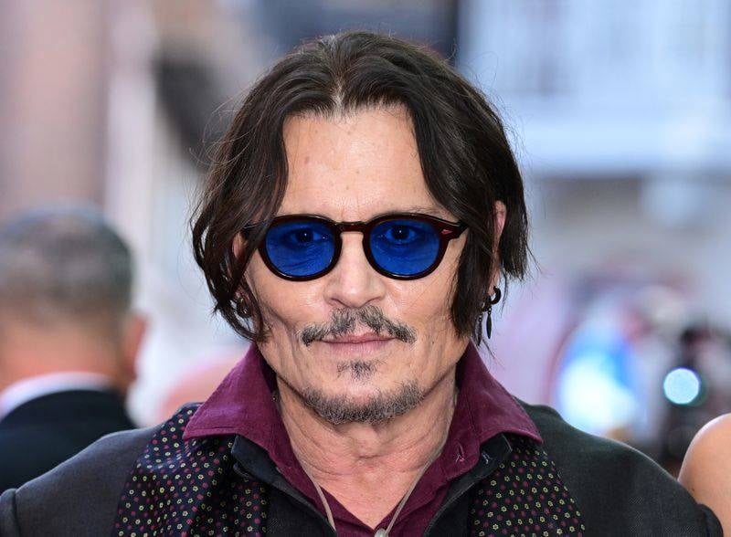 強尼戴普 Johnny Depp 近況曝光！愛犬咬死 2 隻羊，農場氣炸求償！