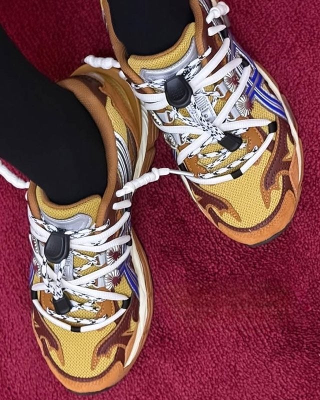 TOGA x ASICS GEL-CUMULUS 16 TG 聯名發售公開！銀色鉚釘＋雙鞋帶設計香到不行！