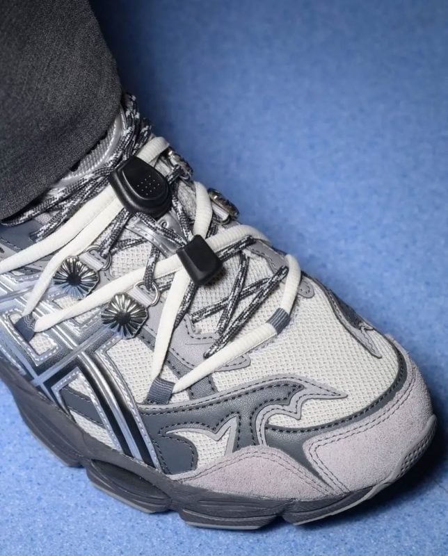 TOGA x ASICS GEL-CUMULUS 16 TG 聯名發售公開！銀色鉚釘＋雙鞋帶設計香到不行！
