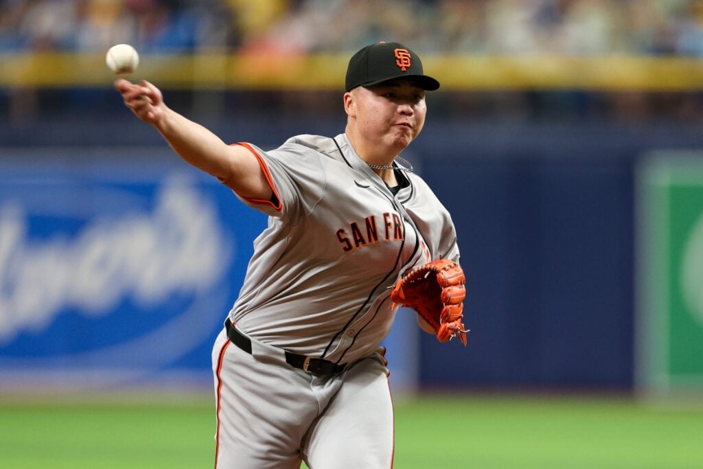 MLB／鄧愷威締造大聯盟 124 年罕見紀錄！控球不穩美媒點評「像坐雲霄飛車！」