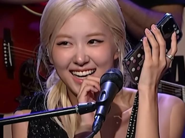 BLACKPINK Rosé 公開無火星人布魯諾〈APT.〉原始 Demo 獨唱版!歌迷驚:「連歌詞都不一樣!」
