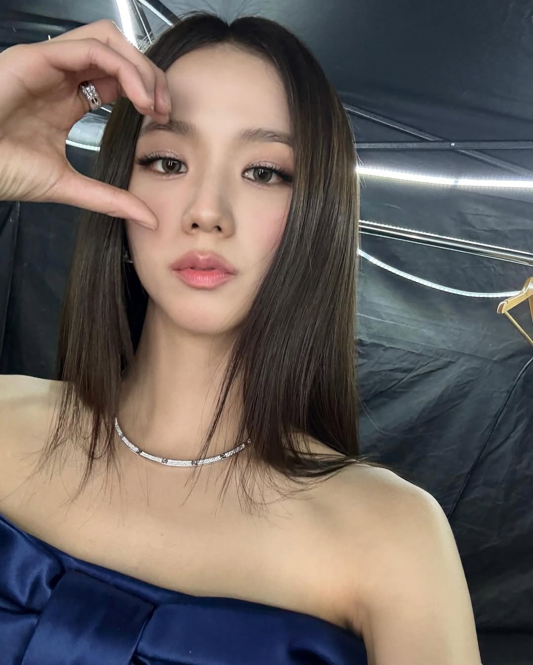 BLACKPINK Jisoo 台北快閃店《AMORTAGE》即將開幕！地點時間、限定周邊完整資訊一次看！