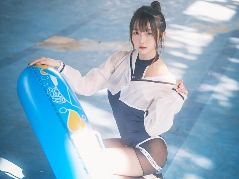 走光意外變人氣密碼！蕭蕭直播驚險一瞬粉絲暴增！【野生抓正妹】