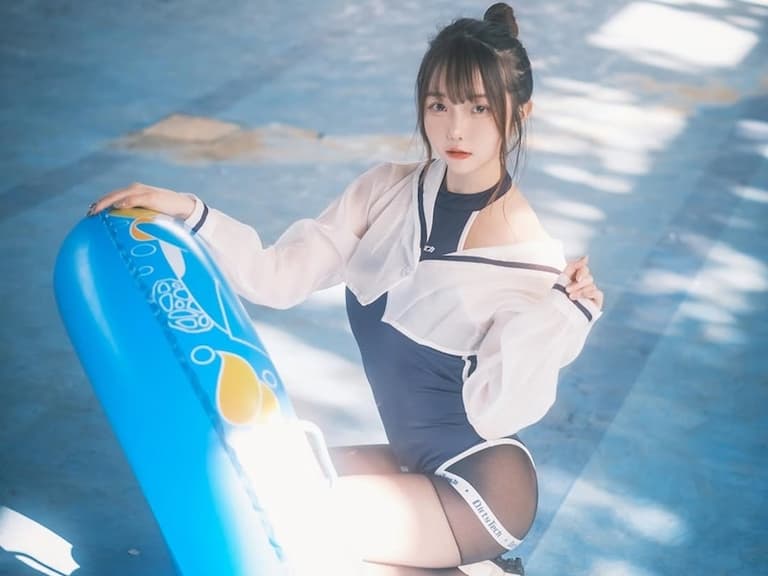 走光意外變人氣密碼！蕭蕭直播驚險一瞬粉絲暴增！【野生抓正妹】