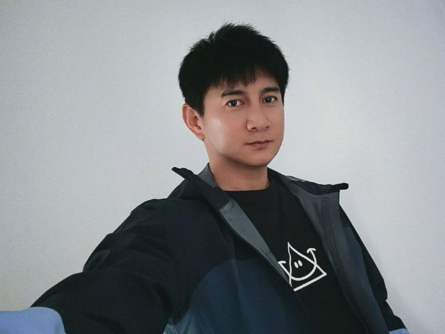 吳奇隆身高 173 身材疑似走樣！緊身褲體態乍現引網驚：「買好點的褲子！」