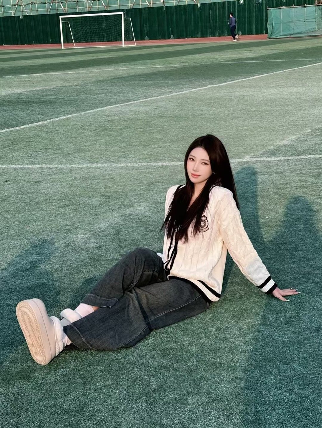 《上車舞》楓葉姊姊 IG 曬私下美照！粉絲狂讚：「反差萌太可愛！」