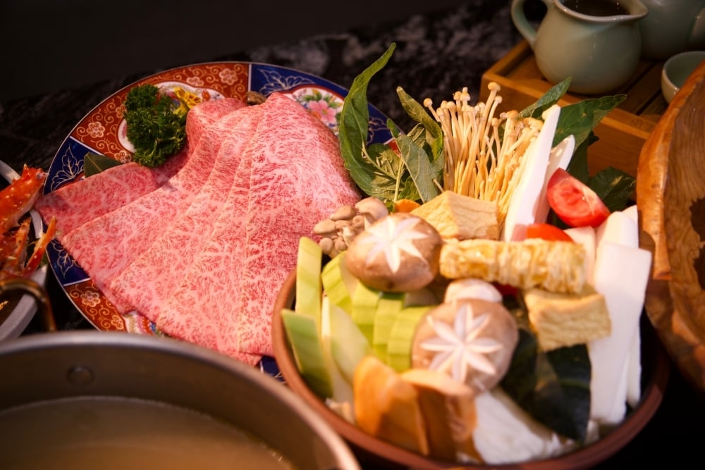 二本松涮涮屋推帝王蟹五吃奢華饗宴，菜單、價格、訂位⋯一次看！