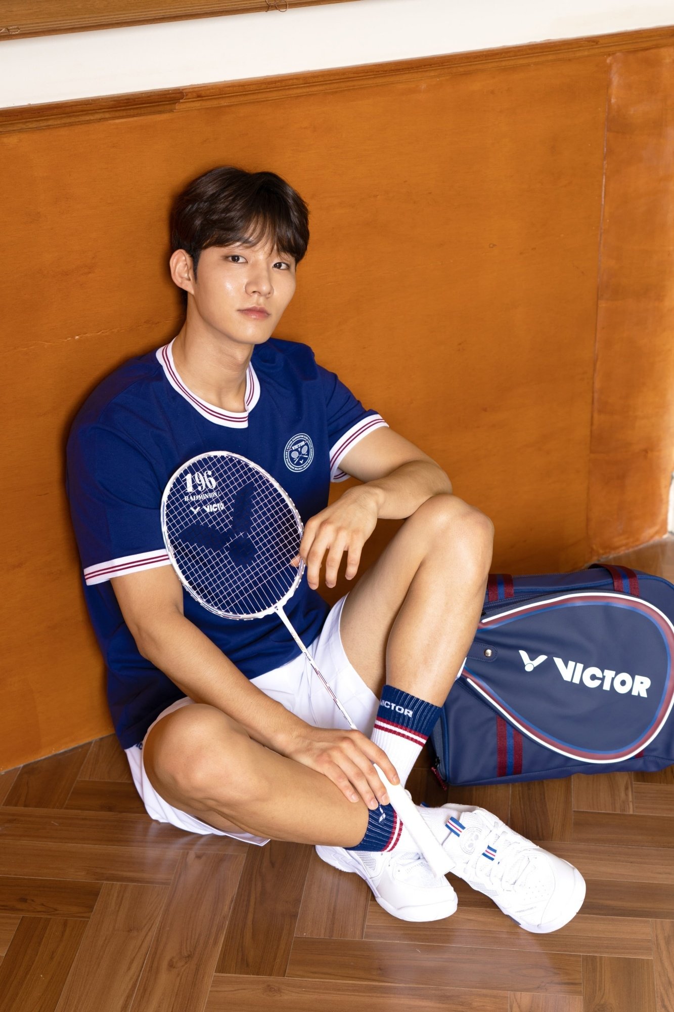 復古學院風席捲羽球場 VICTOR羽球俱樂部系列優雅登場