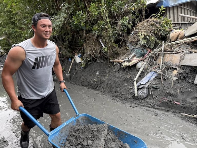 高國輝返鄉花蓮光復救災「麒麟臂」炸裂引關注！心情沉重「跟手機看到的一樣糟透了⋯」