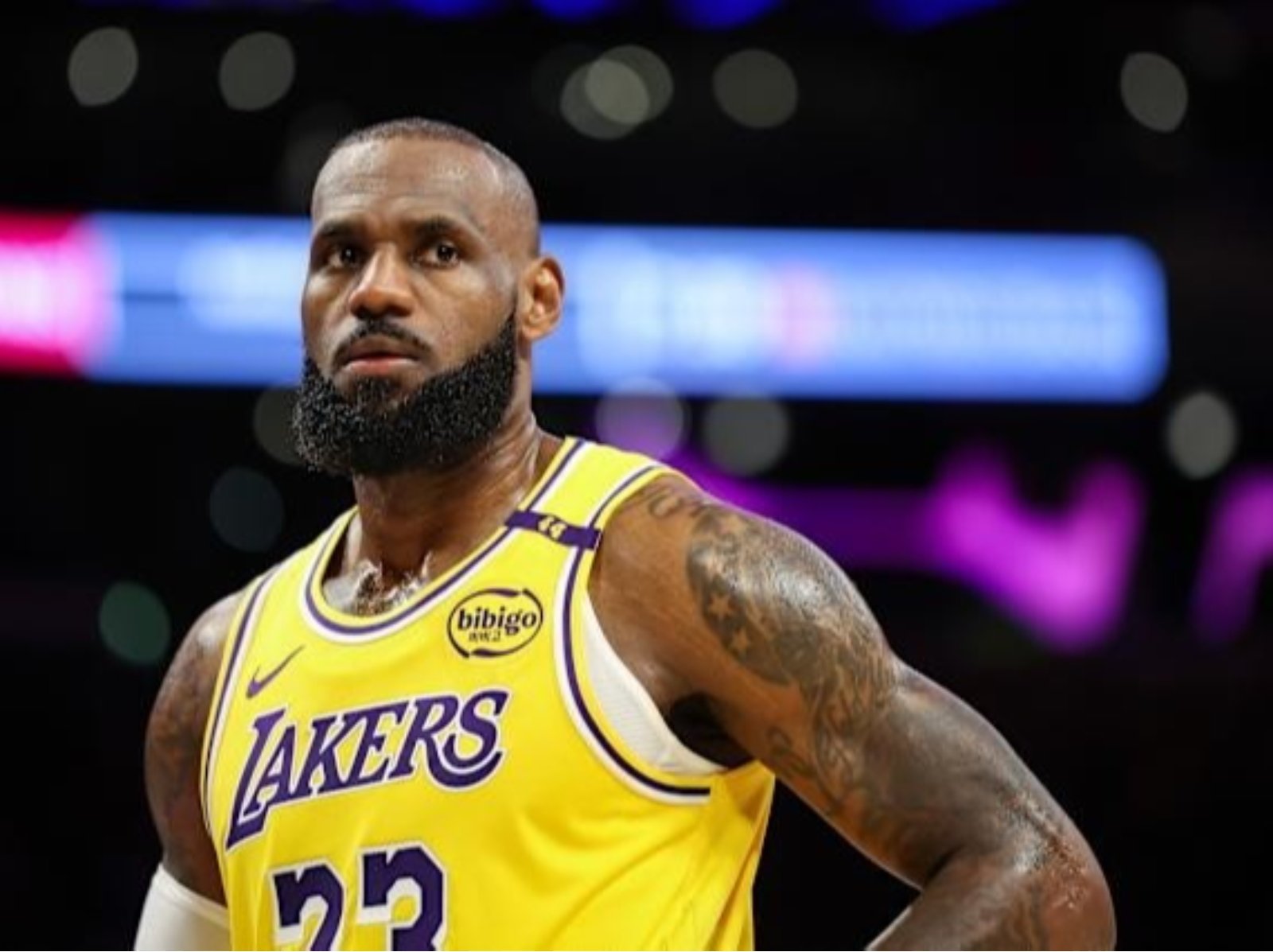 NBA／詹皇遭爆不想跟喬丹一樣默默退役：「要像 Kobe 一樣有告別巡迴賽！」