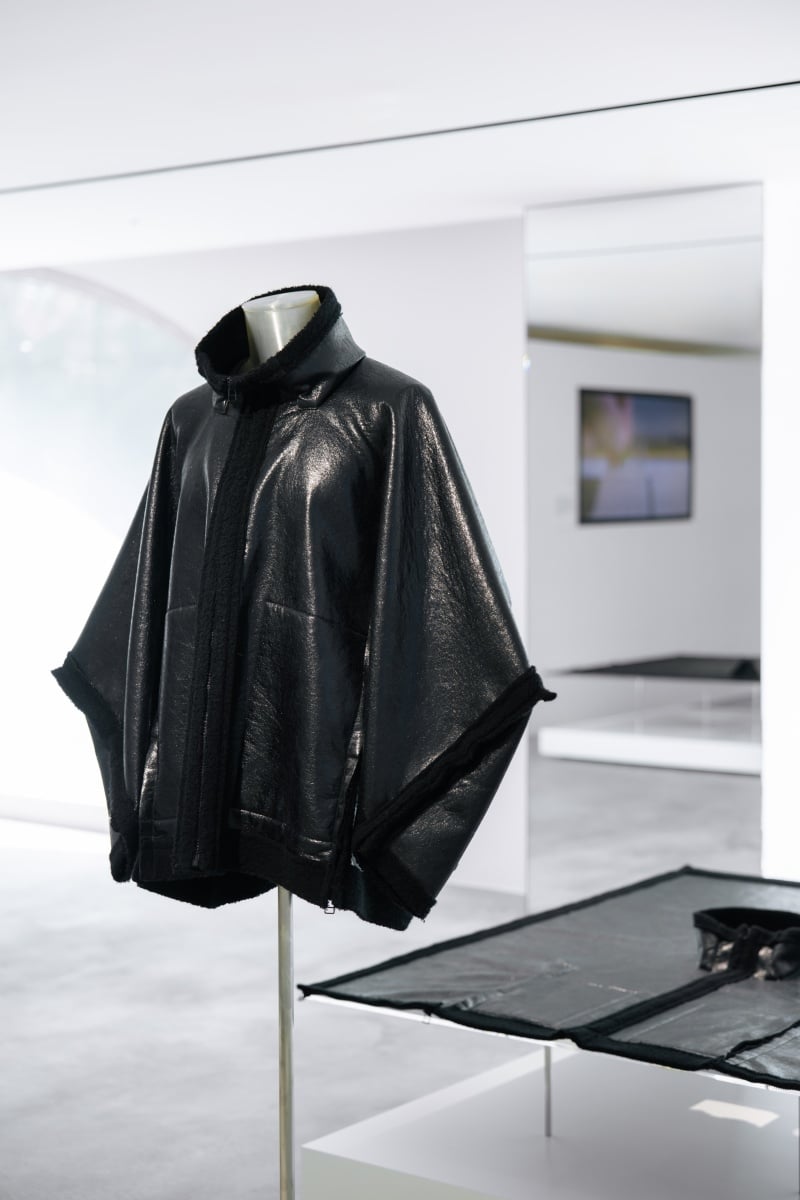 全部都用「一塊布」打造！三宅一生男裝副線 IM MEN 品牌快閃特展登場