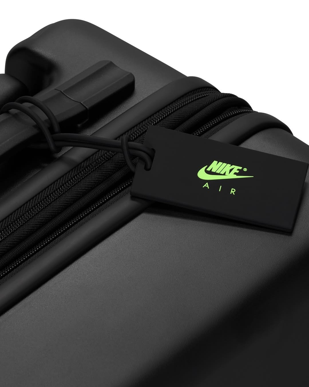 Nike 推出 Air Force 1 造型行李箱！外殼「鞋底紋路」超吸睛絕對鞋頭必備！