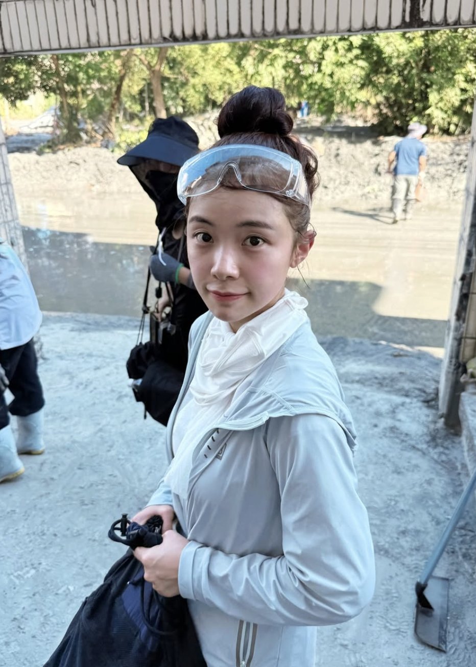 李多慧捐 30 萬又赴花蓮挖土！網友卻喊「很討厭她」真相笑翻全場 ！