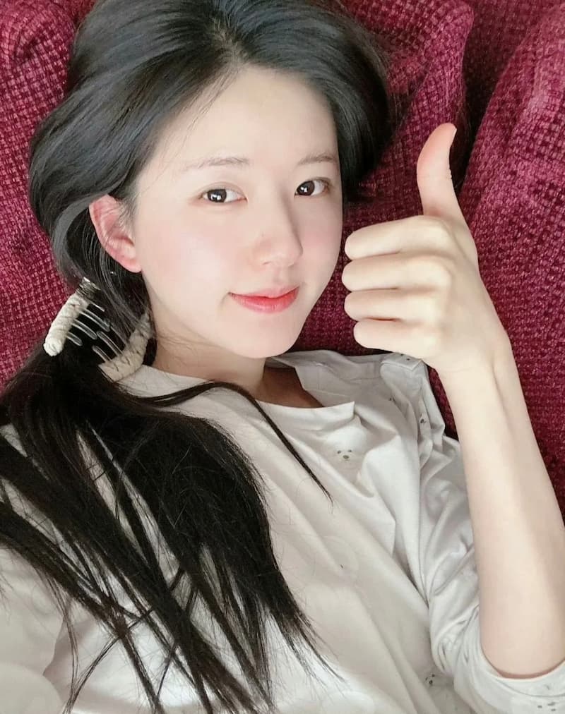 趙露思