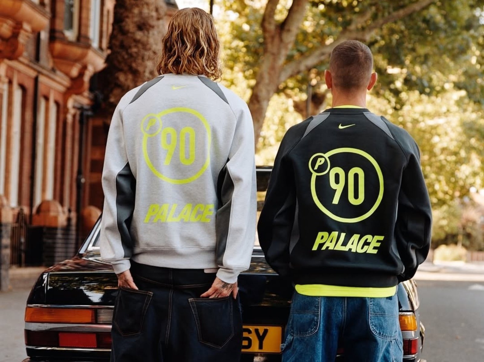 Palace x Nike 首波聯名「P90」系列正式登場!Total 90 經典回歸,足球魂全面燃燒!