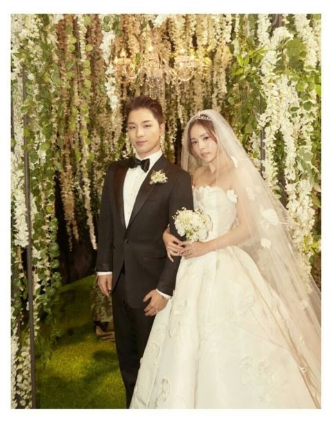 太陽、閔孝琳罕見合體！夫妻亮相婚禮太幸福，粉絲嗨喊：「神顏夫妻！」