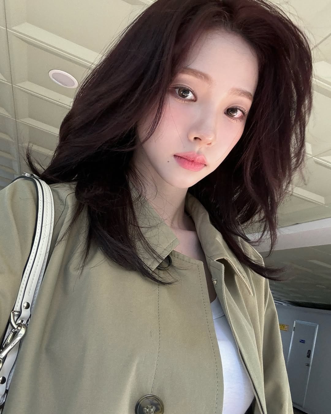 2025 韓國最美臉孔女星排行出爐!TWICE 周子瑜奪冠、潤娥、Karina 緊追在後!