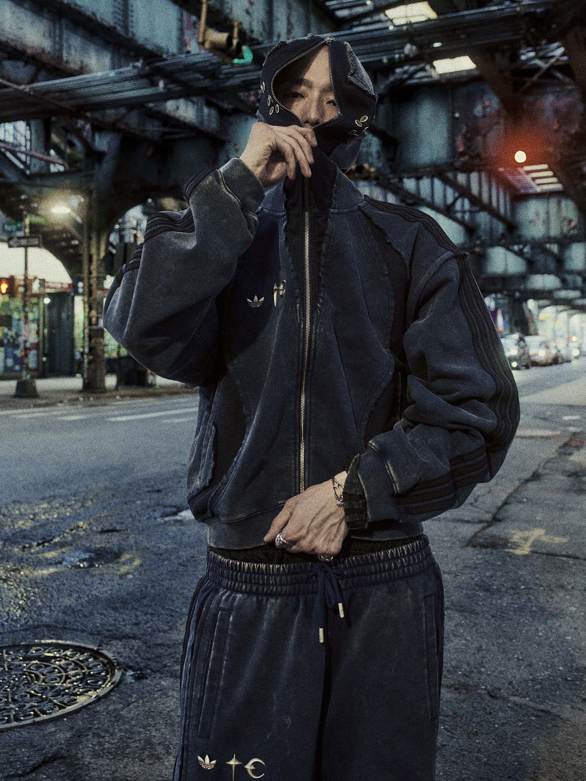 adidas Originals x Thug Club 即將迎來首個全球發售聯名系列！中世紀擊劍與現代街頭文化的完美融合