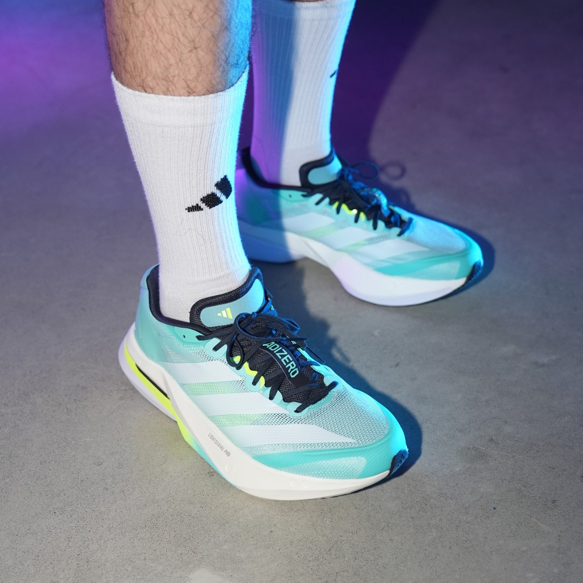 adidas全程陪伴跑者迎賽季 ! 攜手全台15跑團啟動《ADIZERO SUMMIT疾速訓練營》