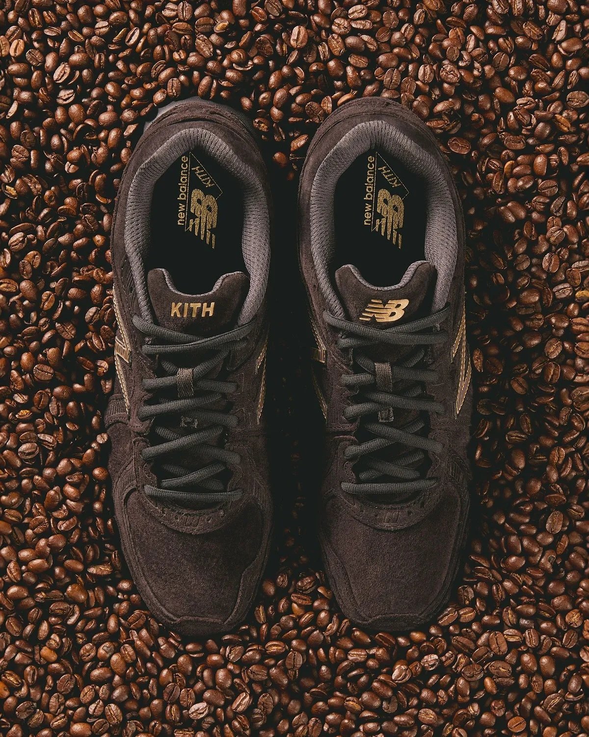 Kith x New Balance 860v2「Espresso」正式發表！深棕色調注入根本咖啡控必收！