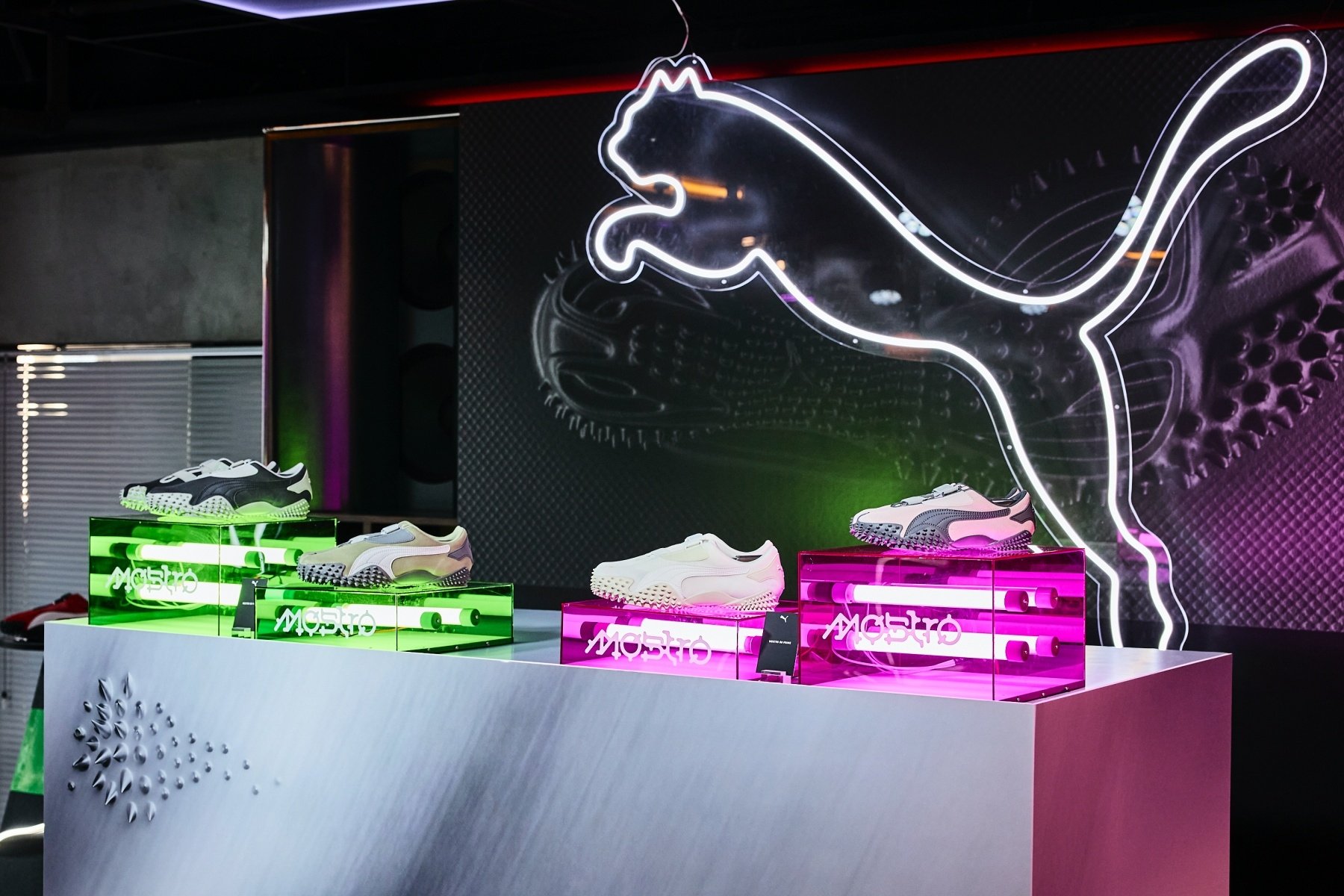 王淨上腳 PUMA MOSTRO 怪獸鞋展現甜酷風格!4 大全新配色回歸一次看!