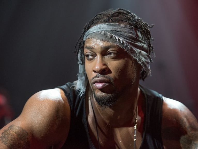 美國靈魂樂巨星 D'Angelo 辭世享年 51 歲！家屬證實：「耀眼星星在此生熄滅了！」