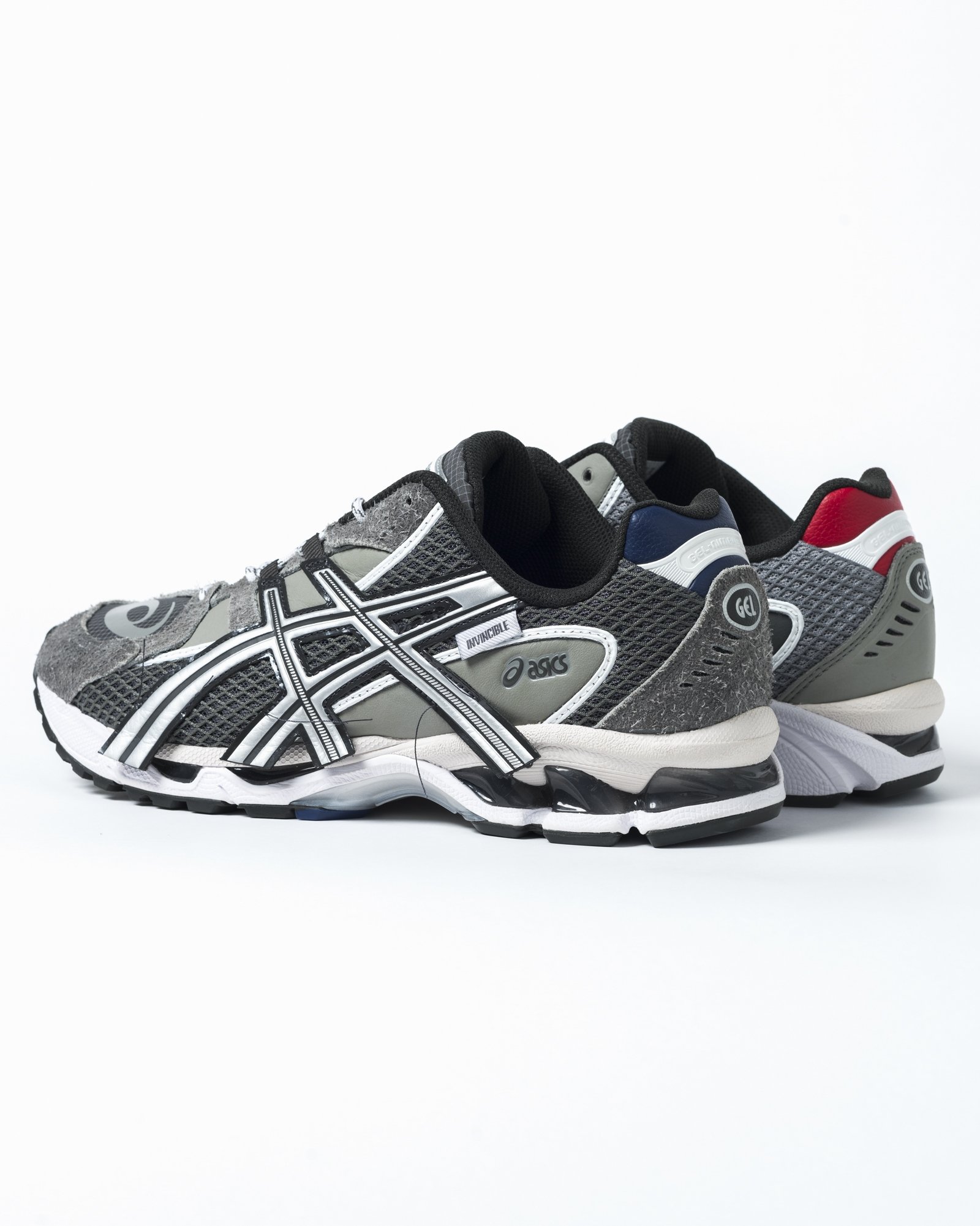 INVINCIBLE x ASICS GEL-NIMBUS 10.1「404 RGB」正式發表!不對稱設計致敬 10 年前經典合作!
